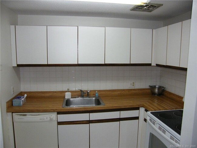 Building Photo - 248 Burgundy Hill Ln