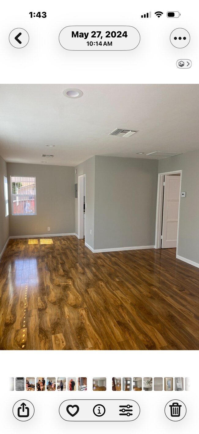 Foto del edificio - 1208 E Lexington Dr
