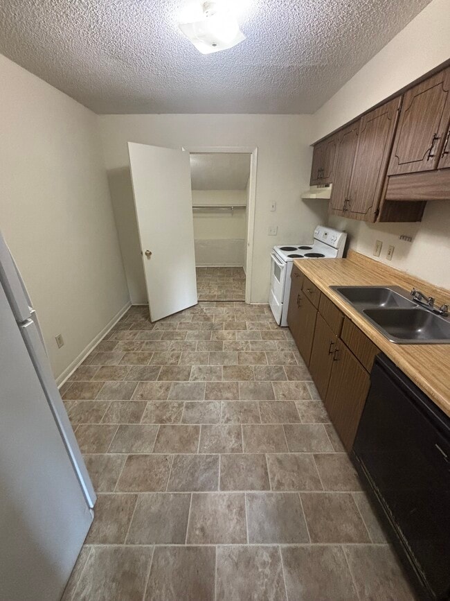 Photo - 47-49 Topper Lane House