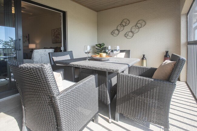 Building Photo - 5557 Palmer Cir