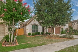 Building Photo - 10623 Davlee Ln