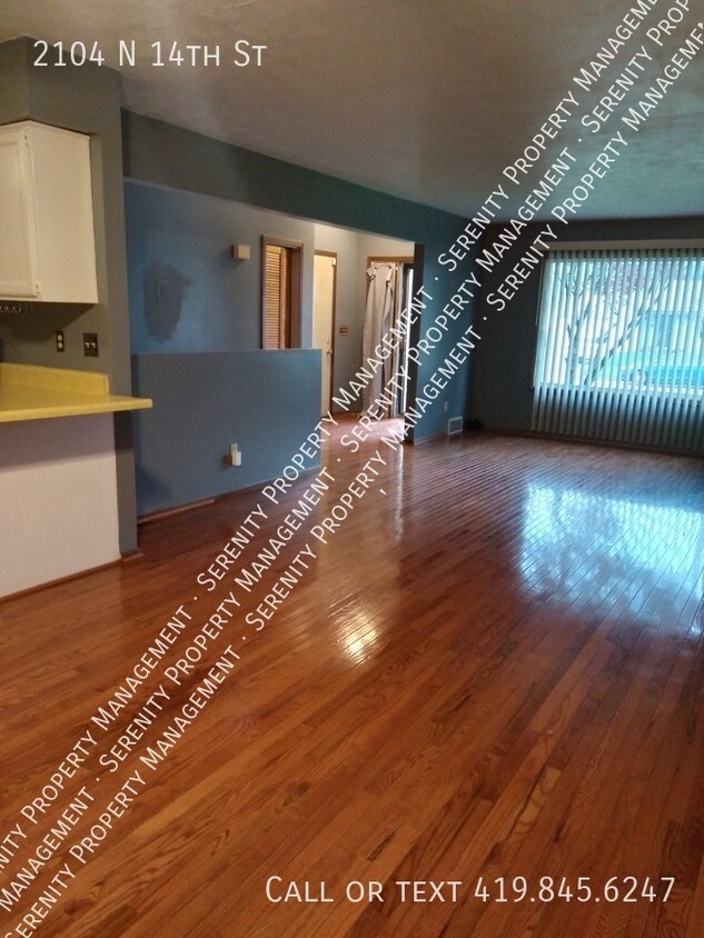 Foto principal - Stunning Two Bed One Bath AVAILABLE NOW!!!