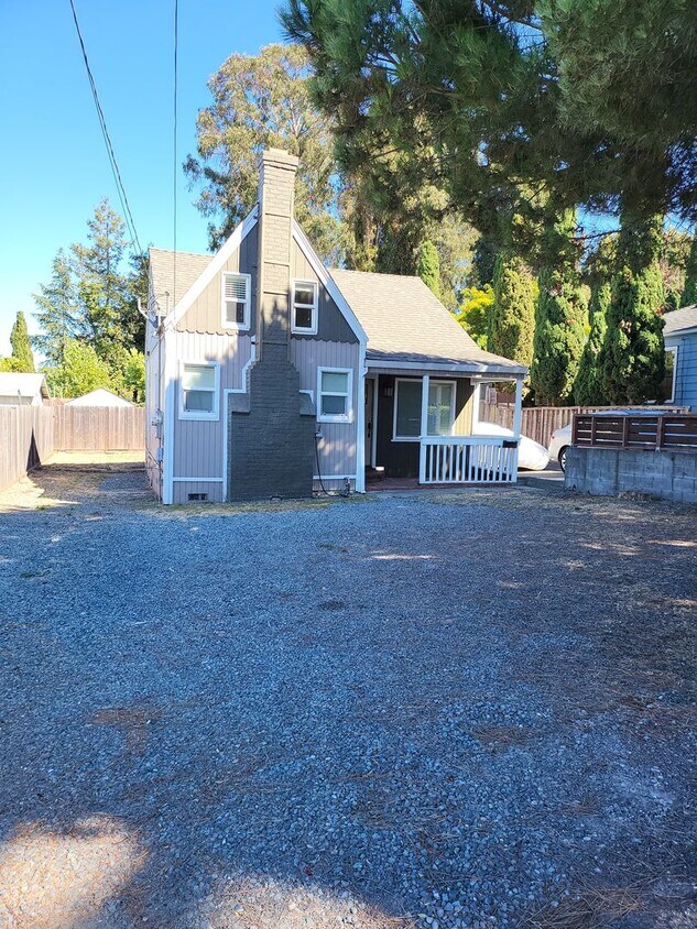 Primary Photo - Dollhouse Style Home in El Sobrante