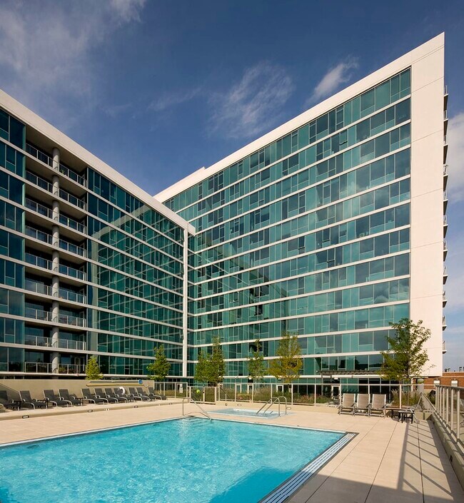 Foto del edificio - 3744 N Halsted St