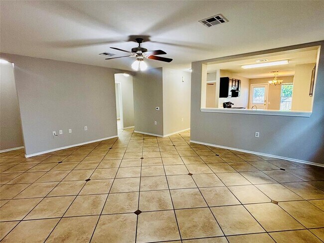 Foto del edificio - 7424 Cayenne Ln