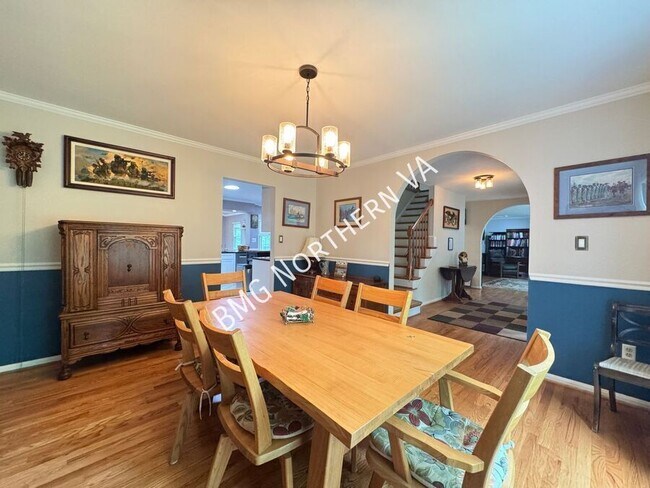 Foto del edificio - 4800 Occoquan Overlook