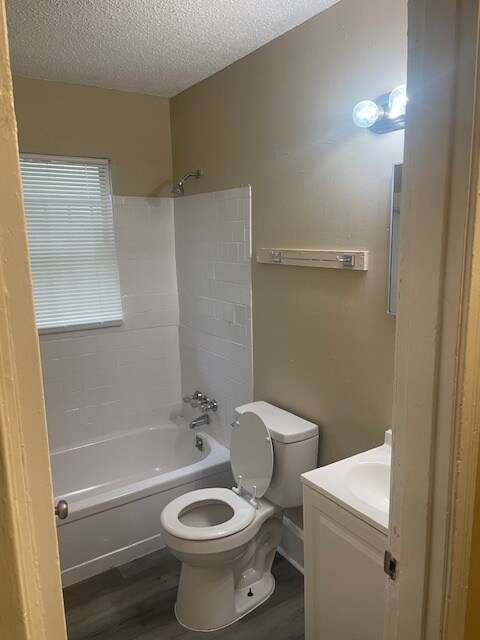 Foto del edificio - 1487 Livewell Cir