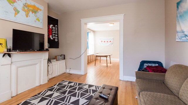 Foto del edificio - 1224 W Wrightwood Ave