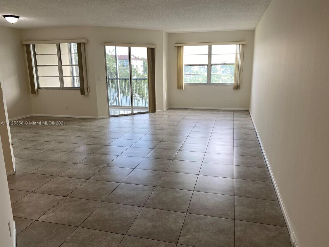 Primary Photo - 13055 SW 15th Ct