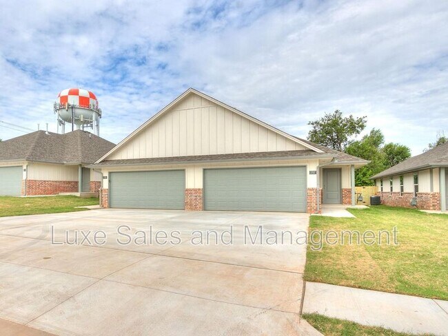 Foto del edificio - 3709 Franks Way