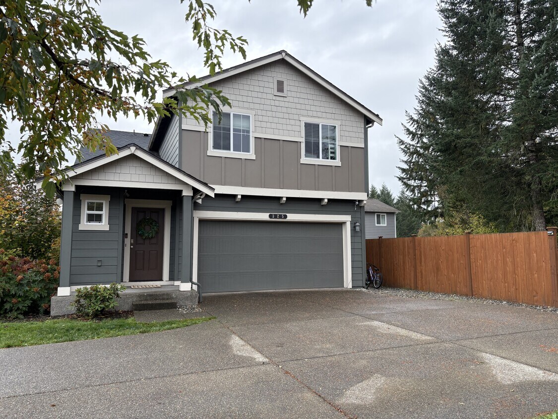 Primary Photo - 325 Watercress St
