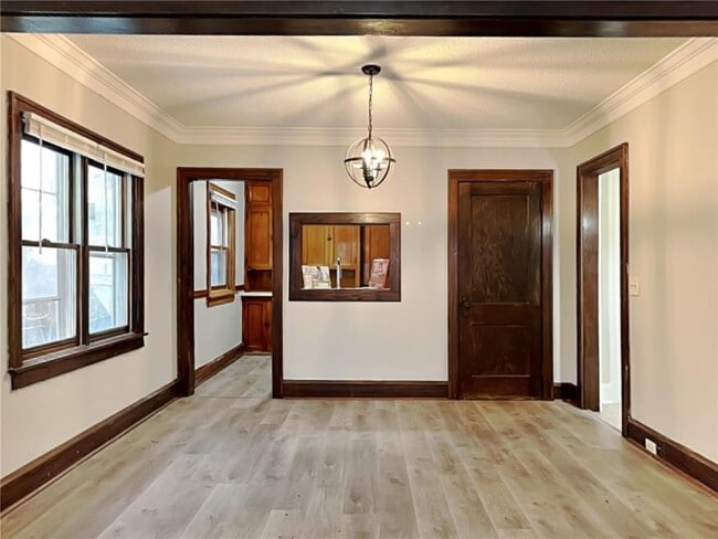 Foto del edificio - 3223 N Aldrich Ave