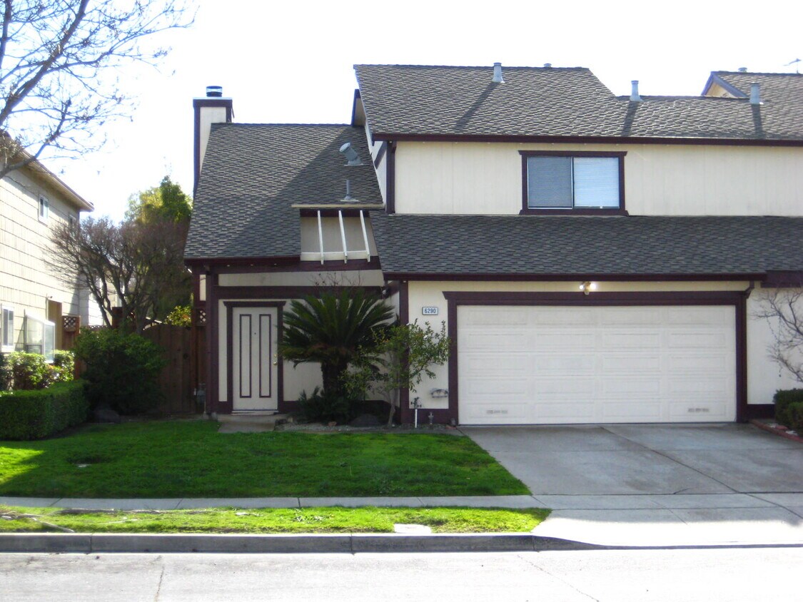 Primary Photo - 6290 Lido Ct
