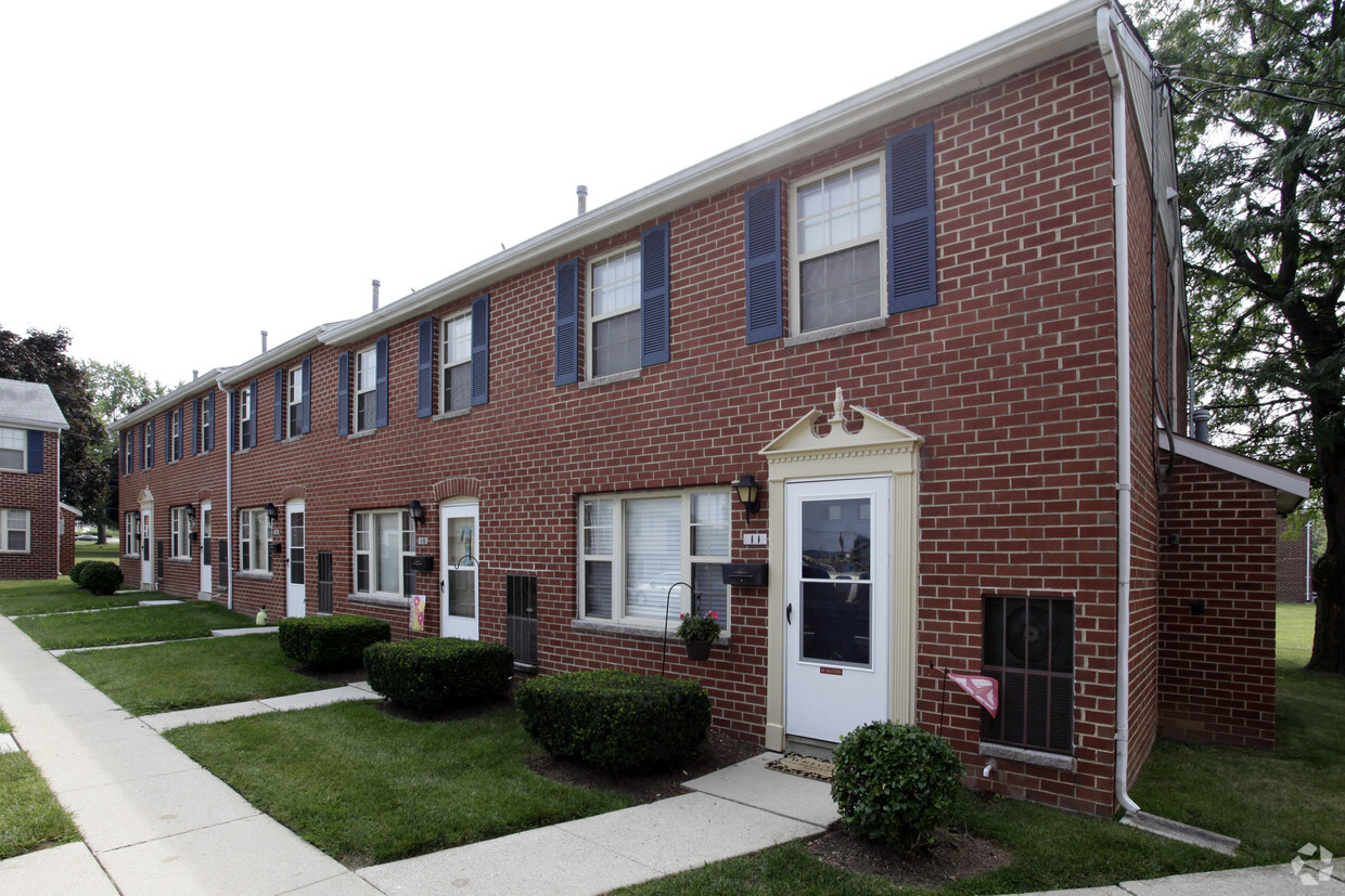 Foto principal - Yorktowne Townhomes