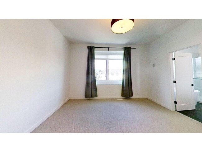 Building Photo - 196XX-19675 75 Ave