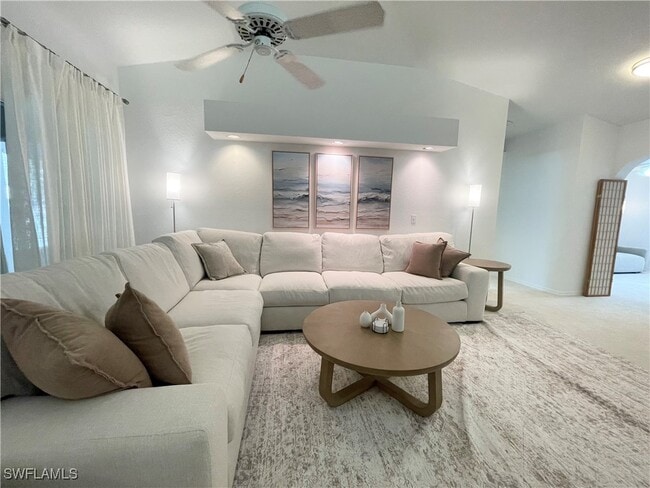 Foto del edificio - 341 Emerald Bay Cir
