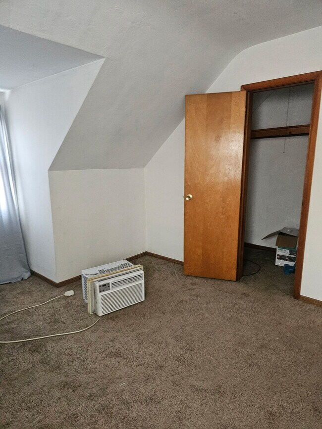 Foto del edificio - 26 Cooper Ave