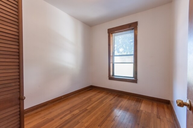 Foto del edificio - 3834 N Wilton Ave