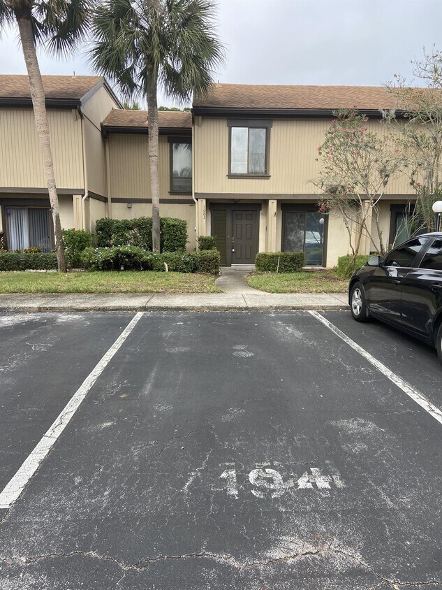 7683 Las Palmas Way, Jacksonville, FL 32256 Townhome Rentals in