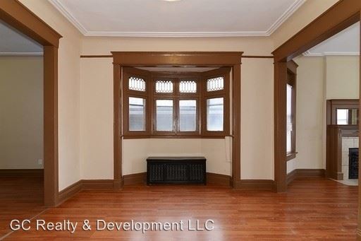 Foto del edificio - 9026 S Houston Ave