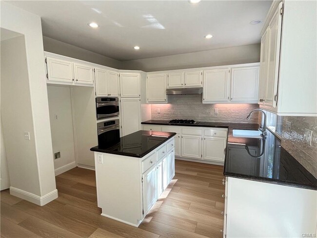 Building Photo - 11 Kewen Way, Aliso Viejo, CA 92656 - 4 BR...