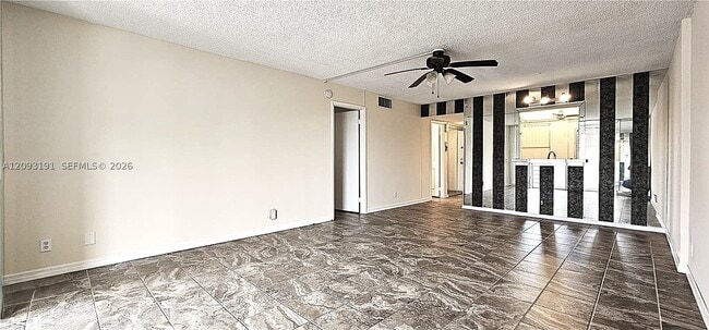 Building Photo - 403 NW 68th Ave