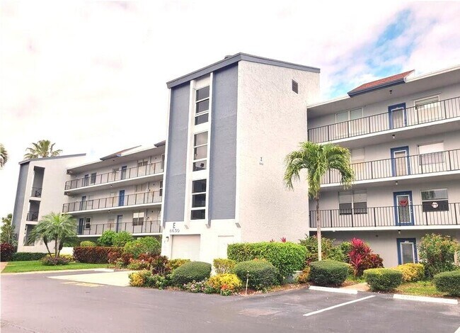 Building Photo - 6650 S Oriole Blvd