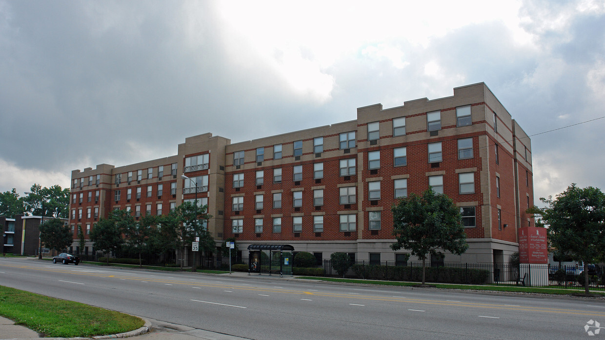 Primary Photo - Senior Suites of Garfield Ridge