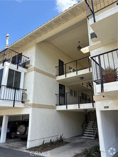 Building Photo - 2118 Via Puerta