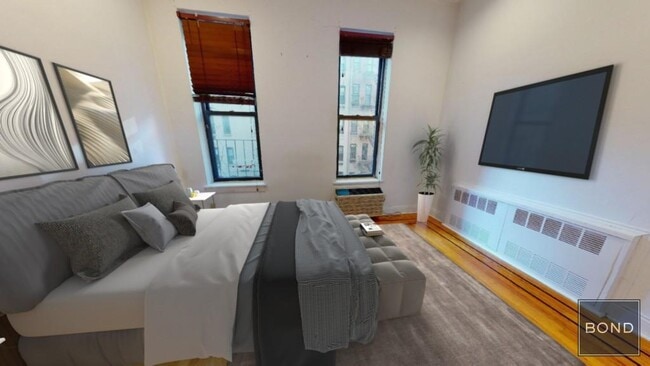 Building Photo - 330 E 93rd St