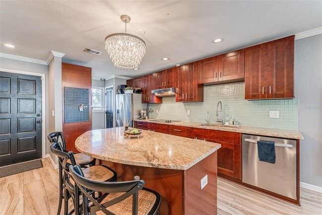 Building Photo - 6332 Newtown Cir