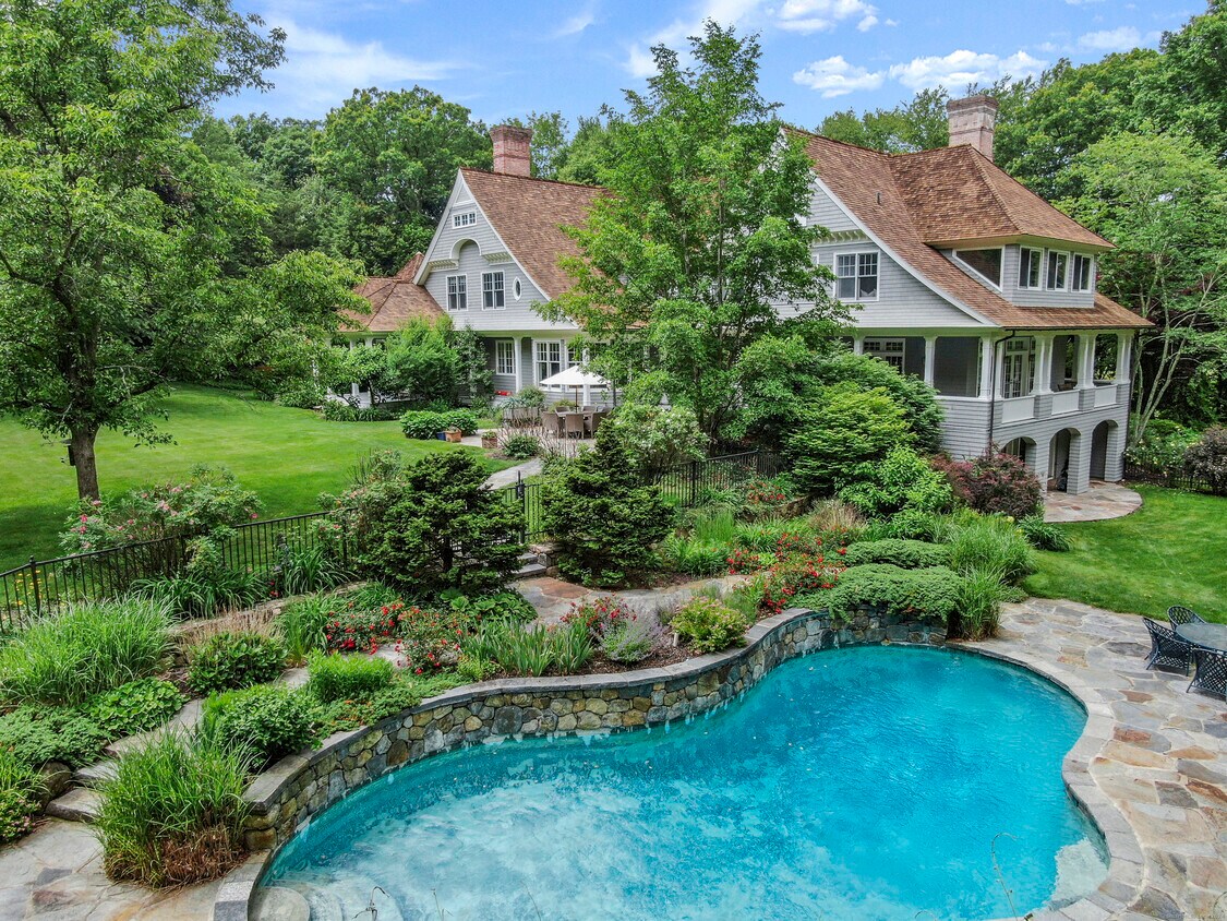 Foto principal - 7 Mayflower Ln