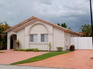 Building Photo - 16771 NW 74th Ct