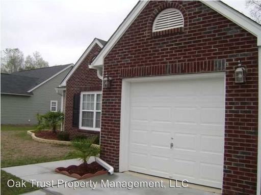 Building Photo - 5053 Thornton Dr