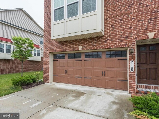 Building Photo - 2109 Congresbury Pl