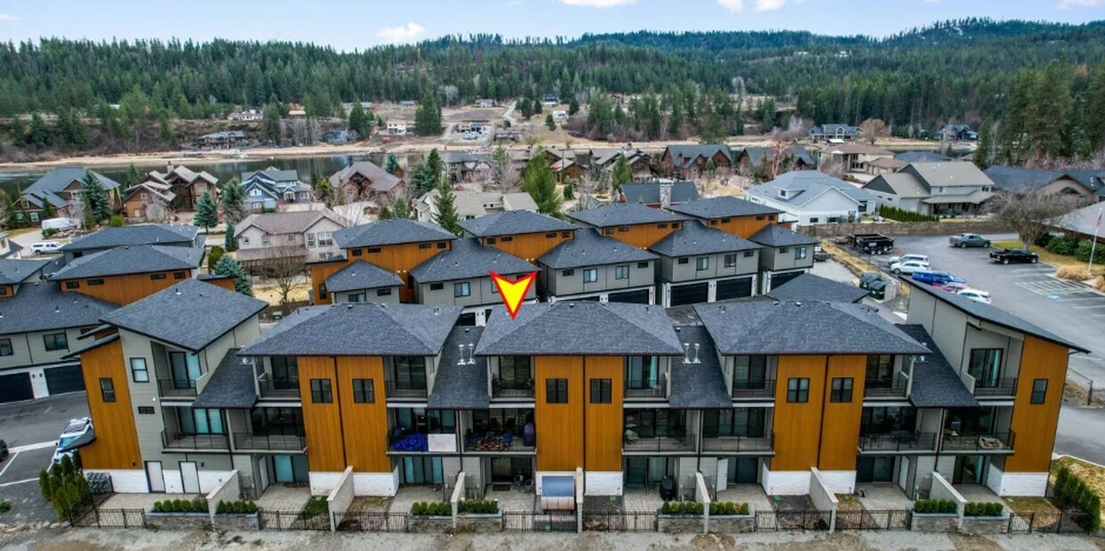 Foto principal - 3 Bedroom, 2 Bath Coeur d' Alene Condo