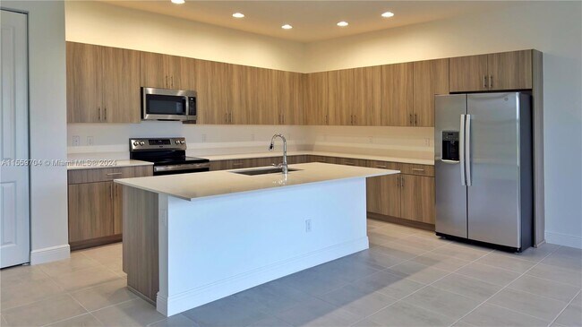 Building Photo - 5021 Coquina Pl