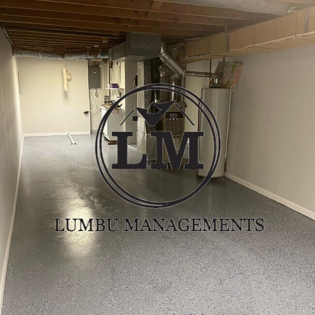 Foto del edificio - 302 Briarwood Dr