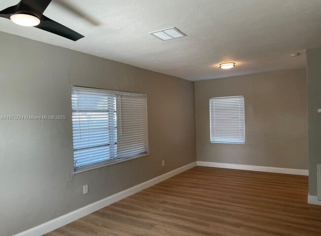 Building Photo - 14941 Tyler St