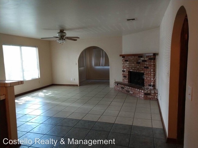 Building Photo - 1416 Santa Margarita St