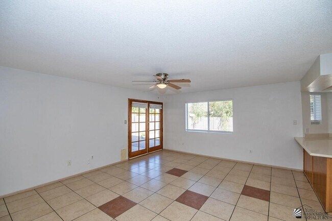 Foto del edificio - 7220 E 24th Ln