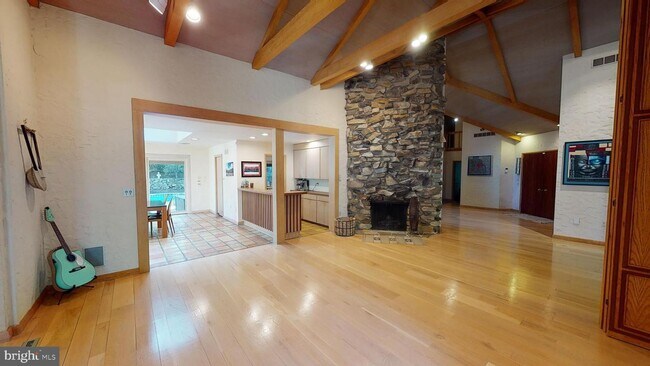 Building Photo - 455 Mill Creek Rd