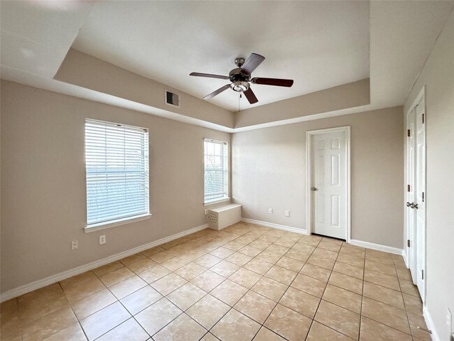 Building Photo - 46410 I-10