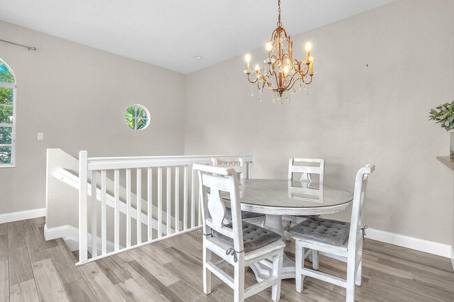 Building Photo - 4971 Bonsai Cir