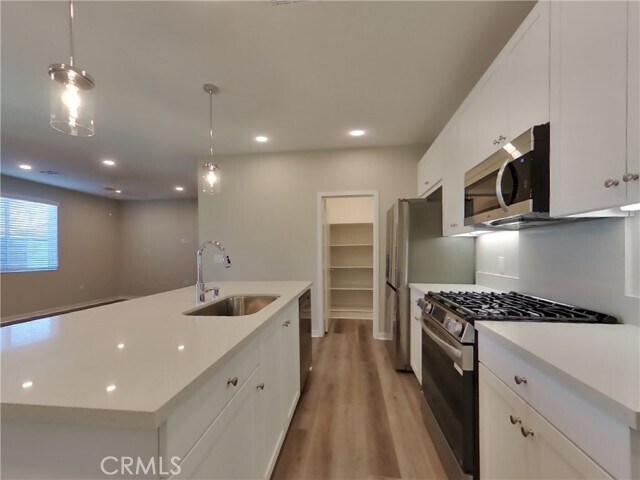 Building Photo - 28193 Cookhouse Ln