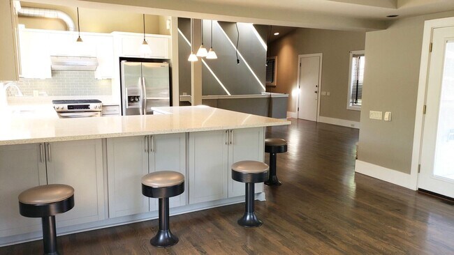 Foto del edificio - Great 3bd 2 bath in Heart of Gig Harbor