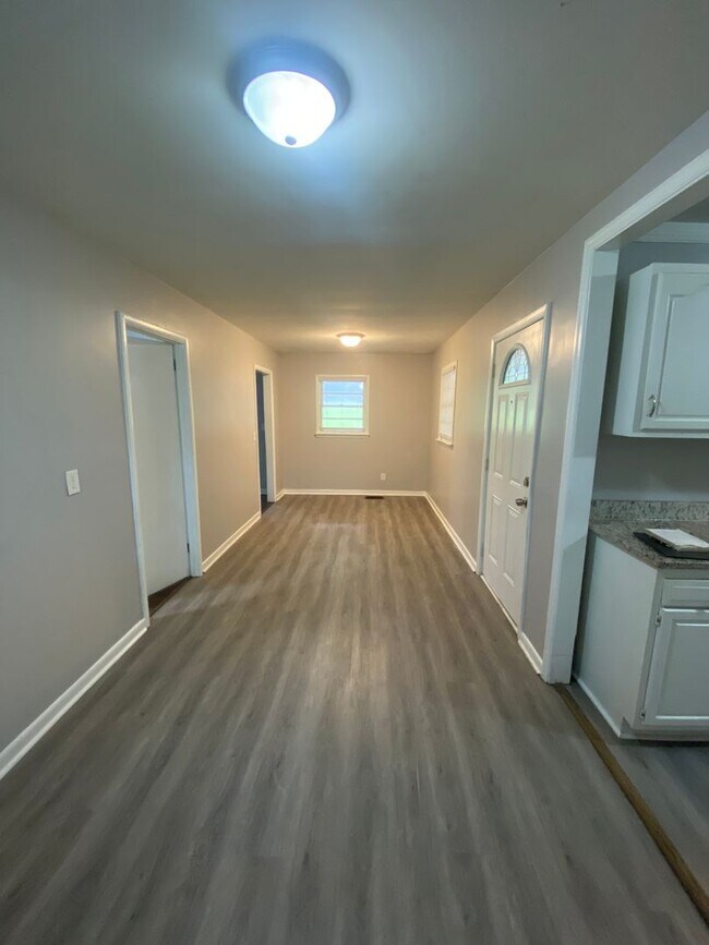 Foto del edificio - 1376 5th Pl NW