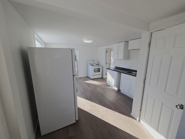 Photo du bâtiment - 9-9 Courtenay Ave