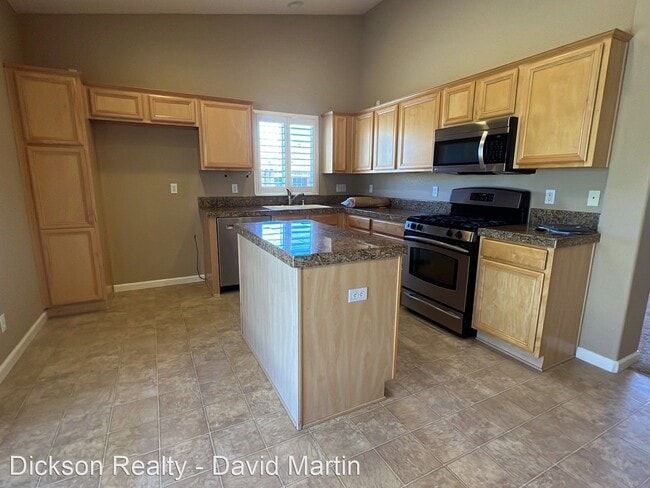 Building Photo - 3 br, 2 bath House - 4033 Little Valley Drive