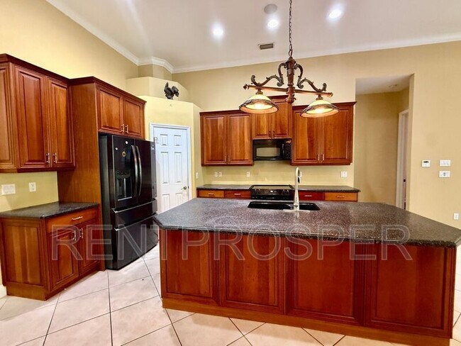 Building Photo - 971 Stone Lake Dr